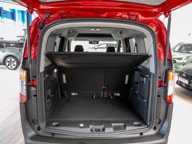 FORD Tourneo Courier usata, con Fendinebbia