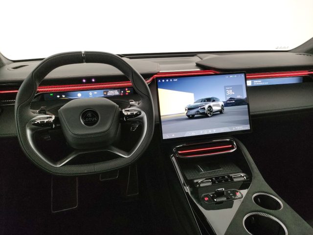 LOTUS Eletre usata, con Volante multifunzione