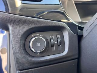 OPEL Corsa usata, con ESP