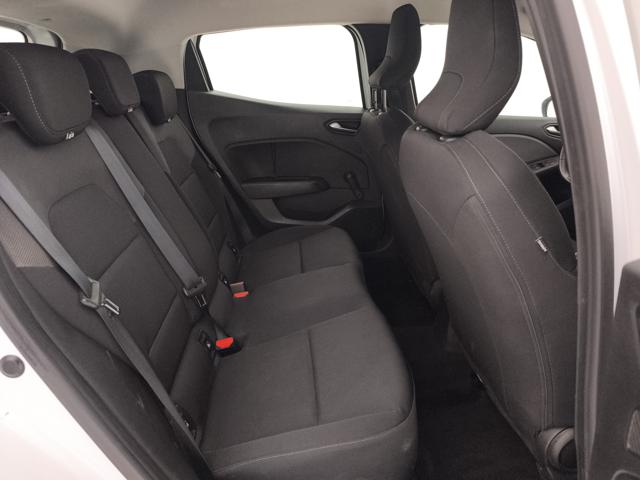 RENAULT Clio usata, con Hill holder