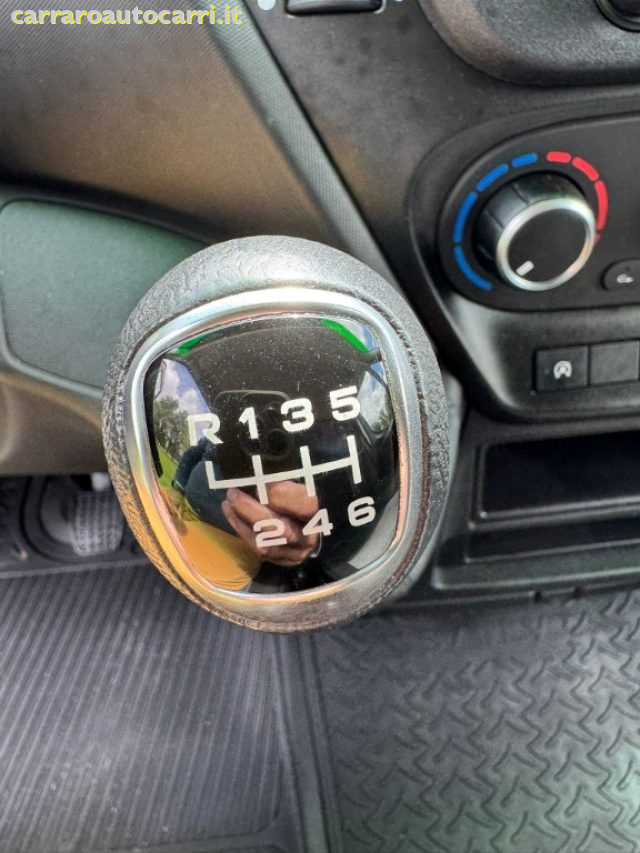 IVECO Daily usata, con USB