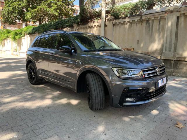 VOLKSWAGEN Tiguan usata, con Airbag laterali