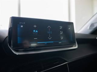 PEUGEOT 2008 usata, con Bracciolo