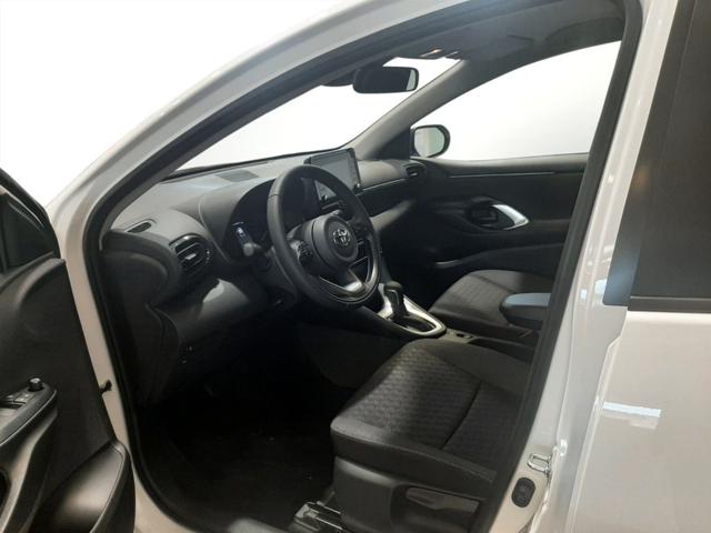 TOYOTA Yaris usata 2