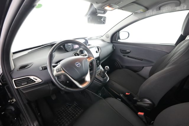 LANCIA Ypsilon usata 7