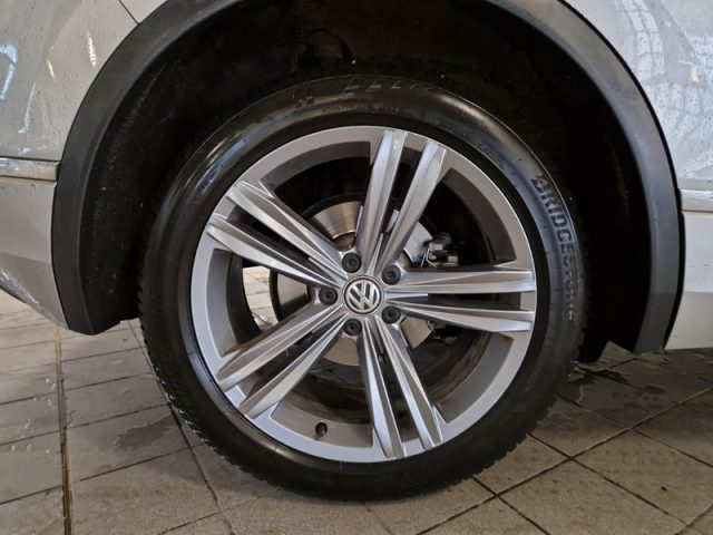 VOLKSWAGEN Tiguan usata, con Servosterzo