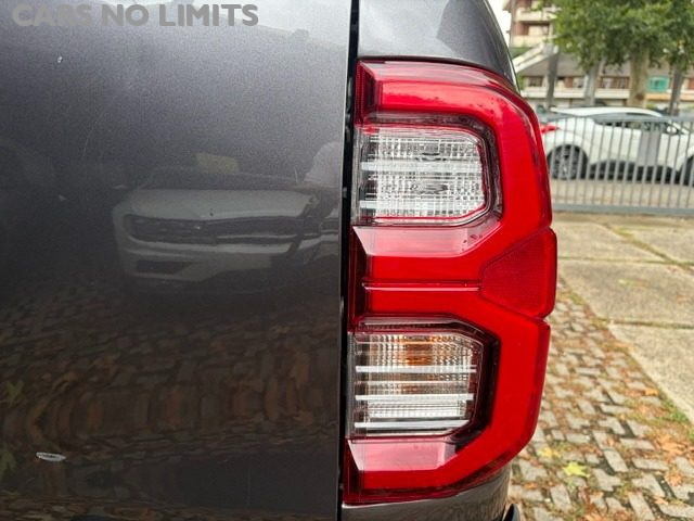 TOYOTA Hilux usata 23
