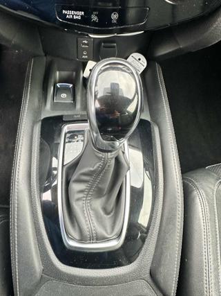 NISSAN X-Trail usata, con USB