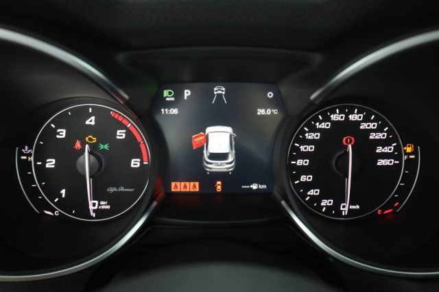 ALFA ROMEO Stelvio usata 6