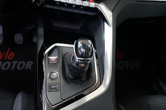 PEUGEOT 3008 usata, con Servosterzo