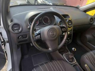 OPEL Corsa usata, con Controllo trazione