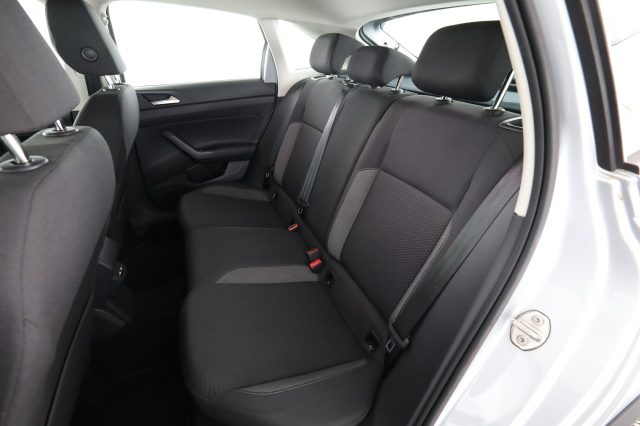 VOLKSWAGEN Taigo usata 3