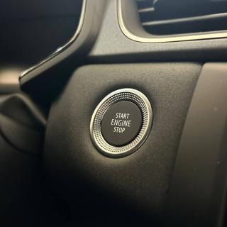 RENAULT Captur usata, con Bracciolo