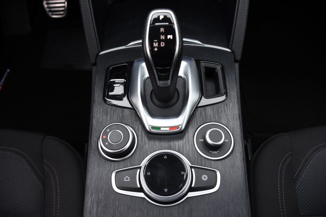 ALFA ROMEO Stelvio usata, con Sistema di navigazione