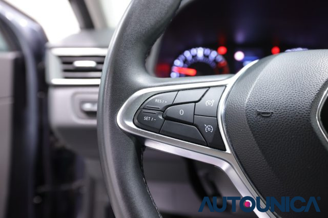 RENAULT Clio usata, con Fari LED