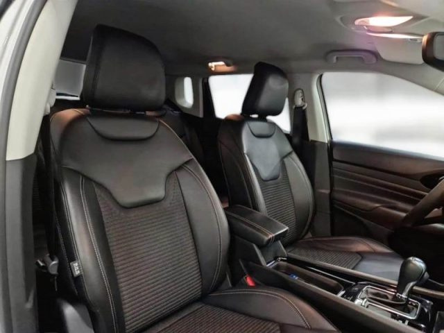 JEEP Compass usata, con Servosterzo