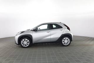 TOYOTA Aygo X usata 5