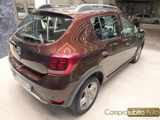 DACIA Sandero usata, con Alzacristalli elettrici