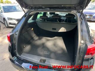 OPEL Astra usata, con Fari LED