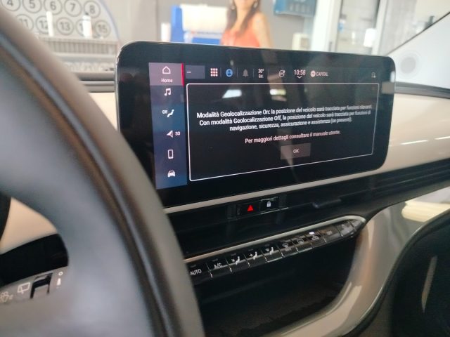 FIAT 500e usata, con Sensori di parcheggio posteriori