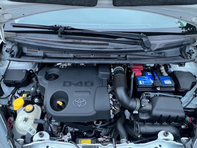 TOYOTA Yaris usata, con Volante multifunzione