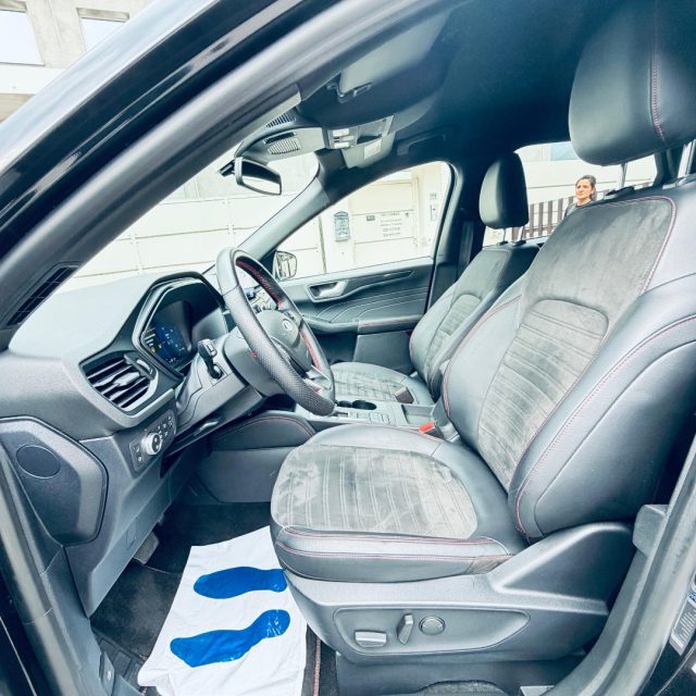 FORD Kuga usata, con Autoradio