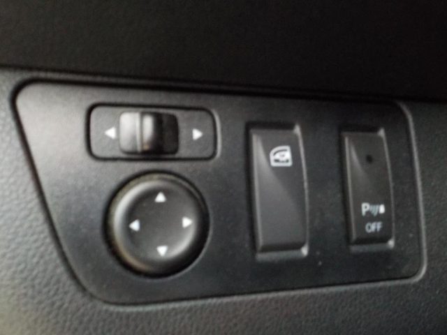 DACIA Spring usata, con Touch screen