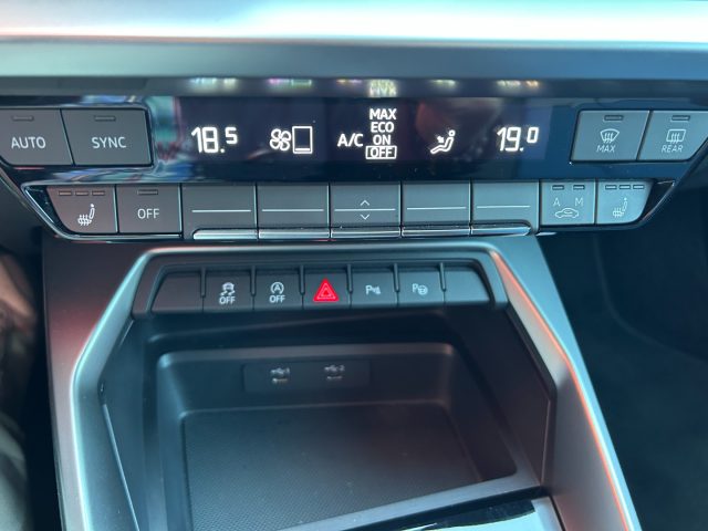 AUDI A3 usata, con Park Distance Control