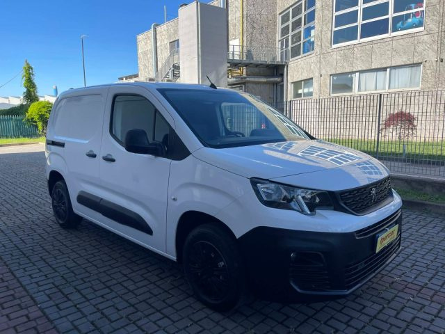 PEUGEOT Partner usata, con Autoradio