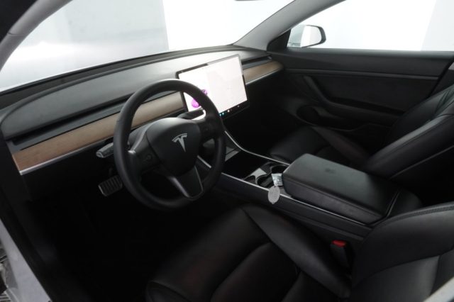 TESLA Model 3 usata 7