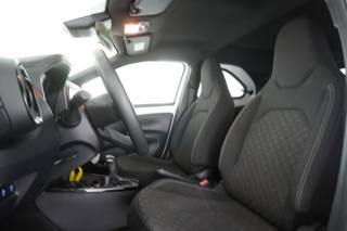 TOYOTA Aygo X usata 2