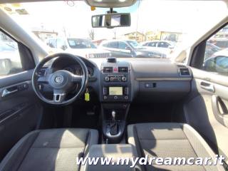 VOLKSWAGEN Touran usata, con Chiusura centralizzata