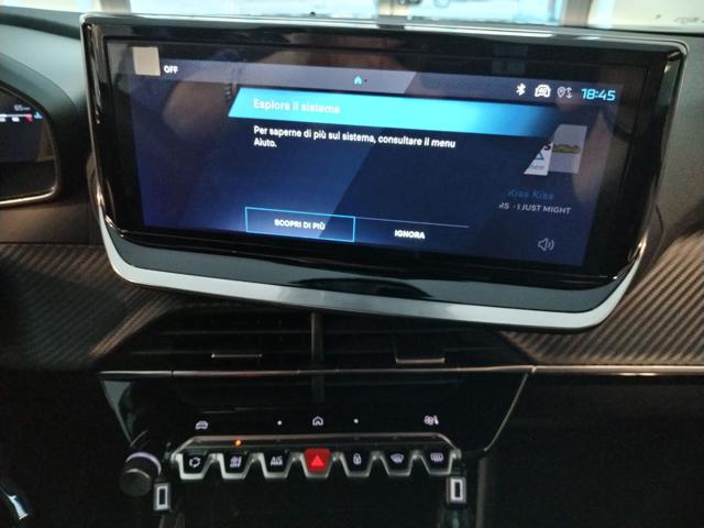 PEUGEOT 2008 usata, con Touch screen