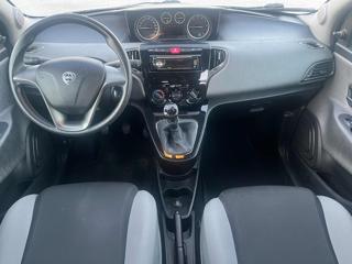 LANCIA Ypsilon usata, con Chiusura centralizzata