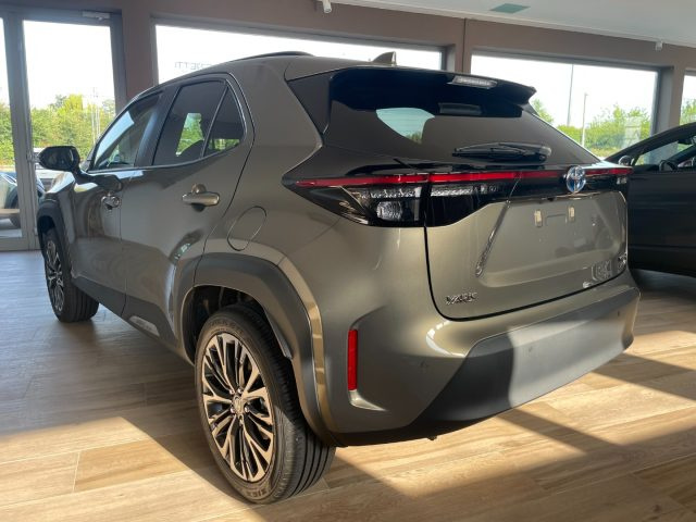 TOYOTA Yaris Cross usata, con Autoradio