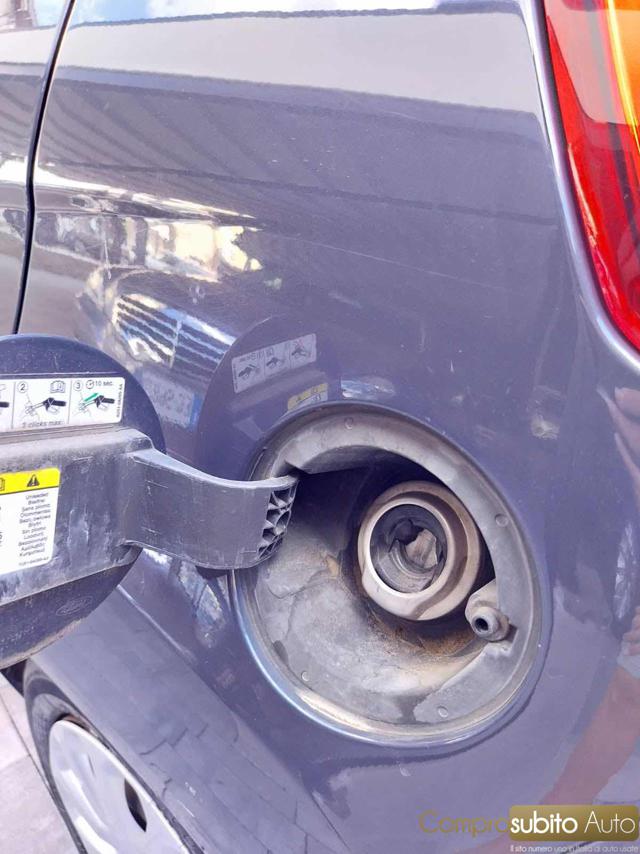 FORD Fiesta usata, con Sedile posteriore sdoppiato