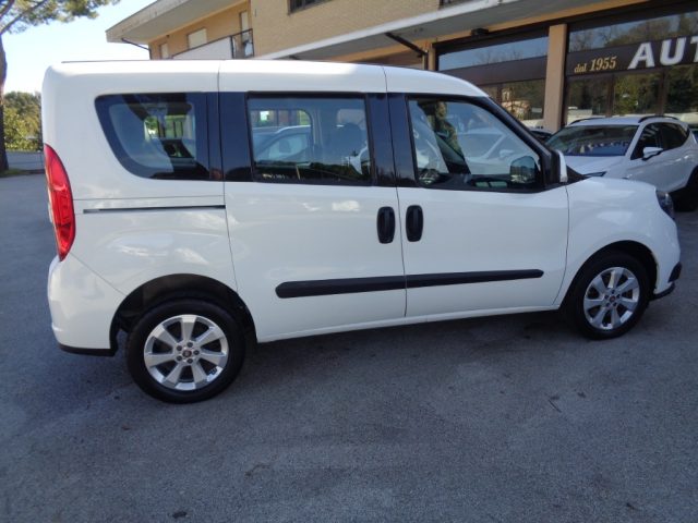 FIAT Doblo usata, con Airbag