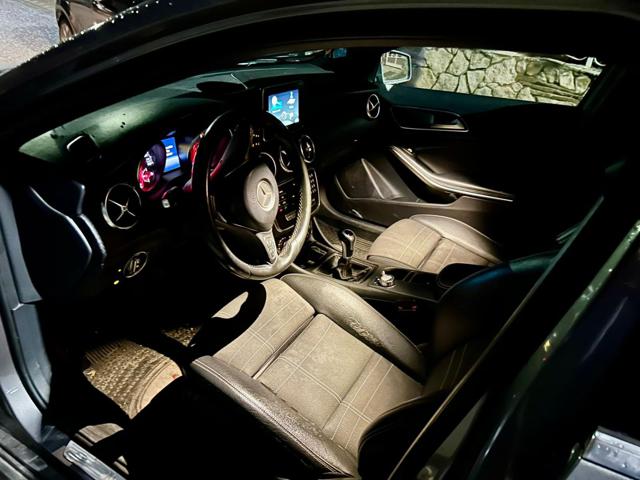 MERCEDES-BENZ A 180 usata, con Sedile posteriore sdoppiato