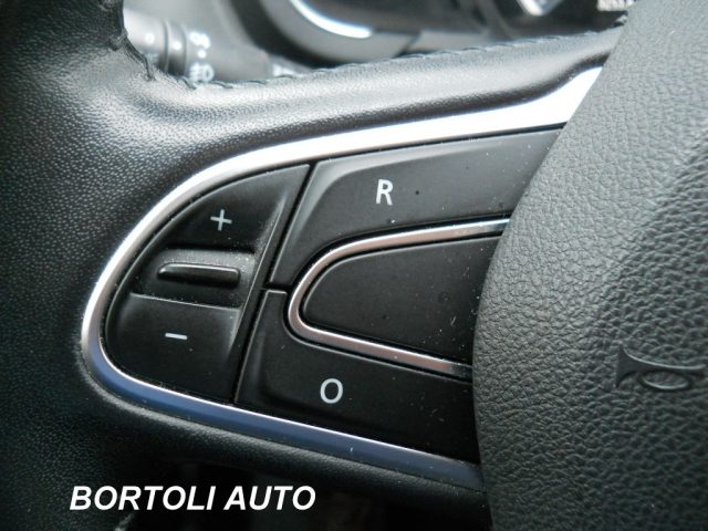 RENAULT Scenic usata, con Controllo elettronico della corsia