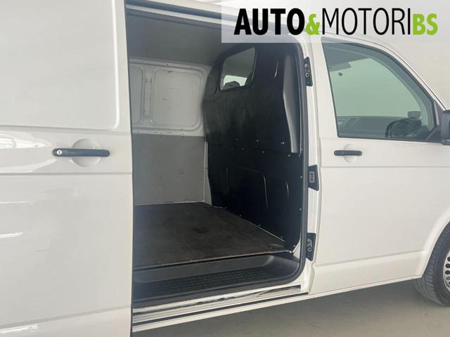 VOLKSWAGEN Transporter usata, con Bluetooth