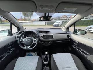TOYOTA Yaris usata, con Touch screen