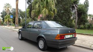 ALFA ROMEO 75 usata, con Chiusura centralizzata