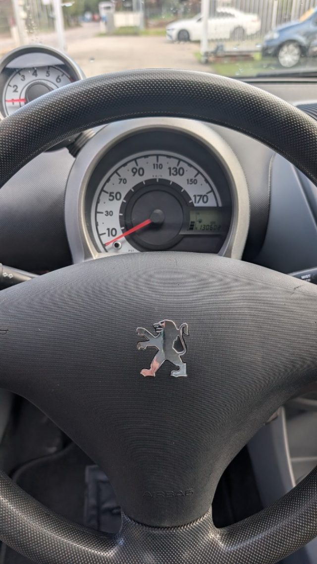 PEUGEOT 107 usata, con Sedile posteriore sdoppiato