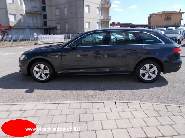AUDI A4 usata, con Autoradio