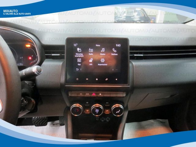 RENAULT Clio usata, con Autoradio