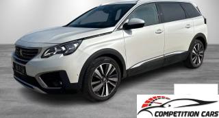 PEUGEOT 5008 usata, con Airbag