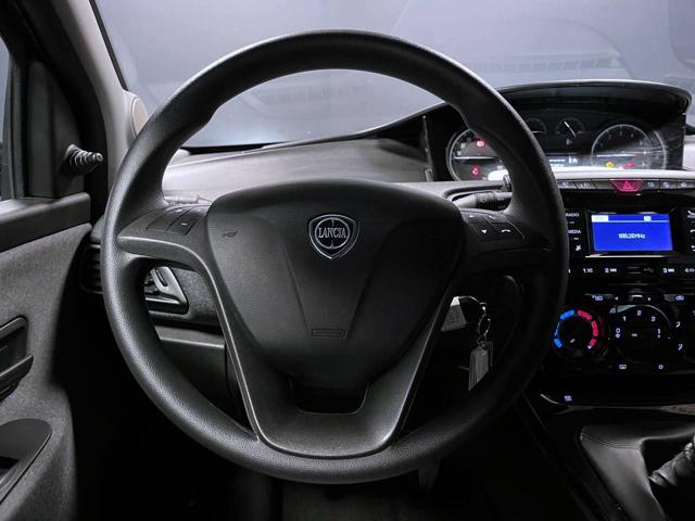 LANCIA Ypsilon usata, con ESP