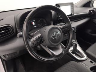 TOYOTA Yaris usata, con Controllo automatico clima