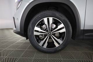 MERCEDES-BENZ GLB 200 usata 7