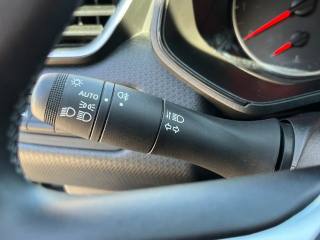 RENAULT Clio usata, con Luci diurne LED